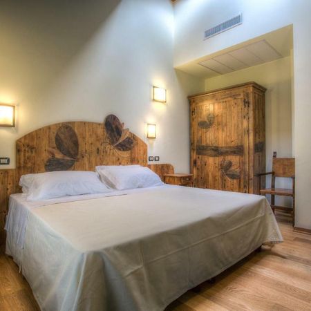 Hotel Il Duca Del Montefeltro Pennabilli Buitenkant foto